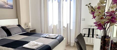 Chambre Double Standard, salle de bains privée