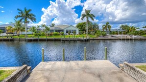 House | Lake - Seascape (Cape Coral)