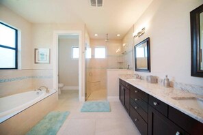Jetted tub - Tranquility (Cape Coral)