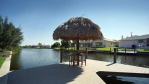 Outdoor dining - Tranquility (Cape Coral)