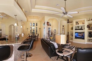 House | 4 bedrooms, iron/ironing board, cots/infant beds, travel cot