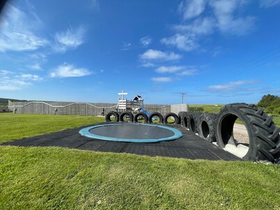 Acdc Glamping, Campervan , Caravan and Tent Resort
