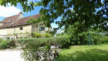 Enceinte de lâhĂ©bergement