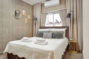 1 bedroom, desk, iron/ironing board, WiFi - HaHavatselet 19  - Isrentals (Jerusalem)