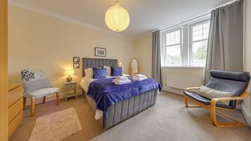 5 bedrooms, iron/ironing board, travel cot, WiFi