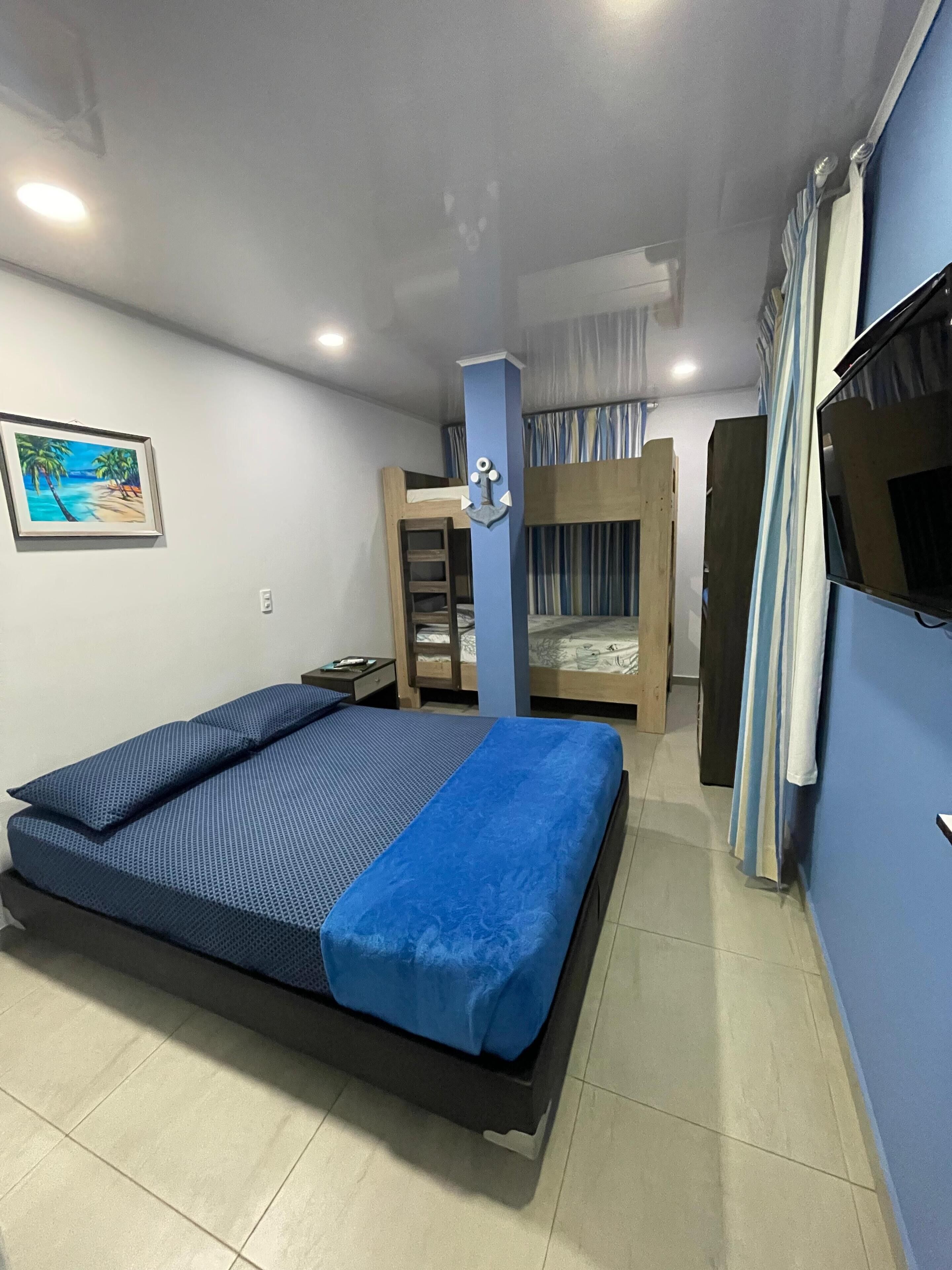 Wifi gratis y ropa de cama 