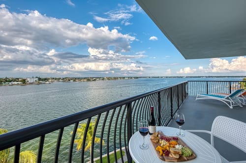 Presidential Suite, 3 Bedrooms, Bay View | Balcony view