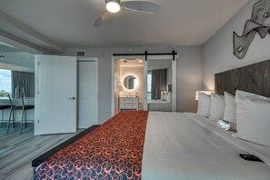 Presidential Suite, 3 Bedrooms, Bay View - FUSION Resort Waterfront Suites (Treasure Island)