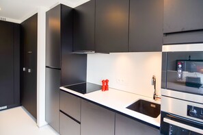 Fridge, microwave, oven, stovetop - Lord of Ghent Luxurious apartment in historical center of Ghent (Gent)