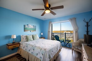 2 bedrooms, iron/ironing board, WiFi, bed sheets - Newly renovated Villa with beautiful views of the Creek & River (Edisto Island)