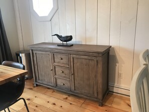 Interior - Nantucket style condo just a short walk to private beach (Mashpee)