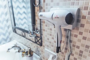 淋浴設備、風筒、坐浴桶、番梘