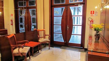 Apartament superior, 1 llit doble | Interior