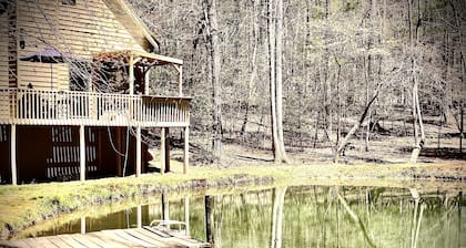 Private/secluded, multiple fire pits, fishing pond, a little taste of heaven!
