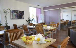 Dining - Appartement cosy près de la plage avec espace spa (Balaruc les Bains)