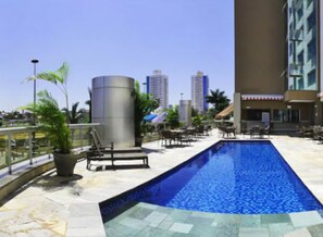 Outdoor pool - Grand Park Hotel (Campo Grande)