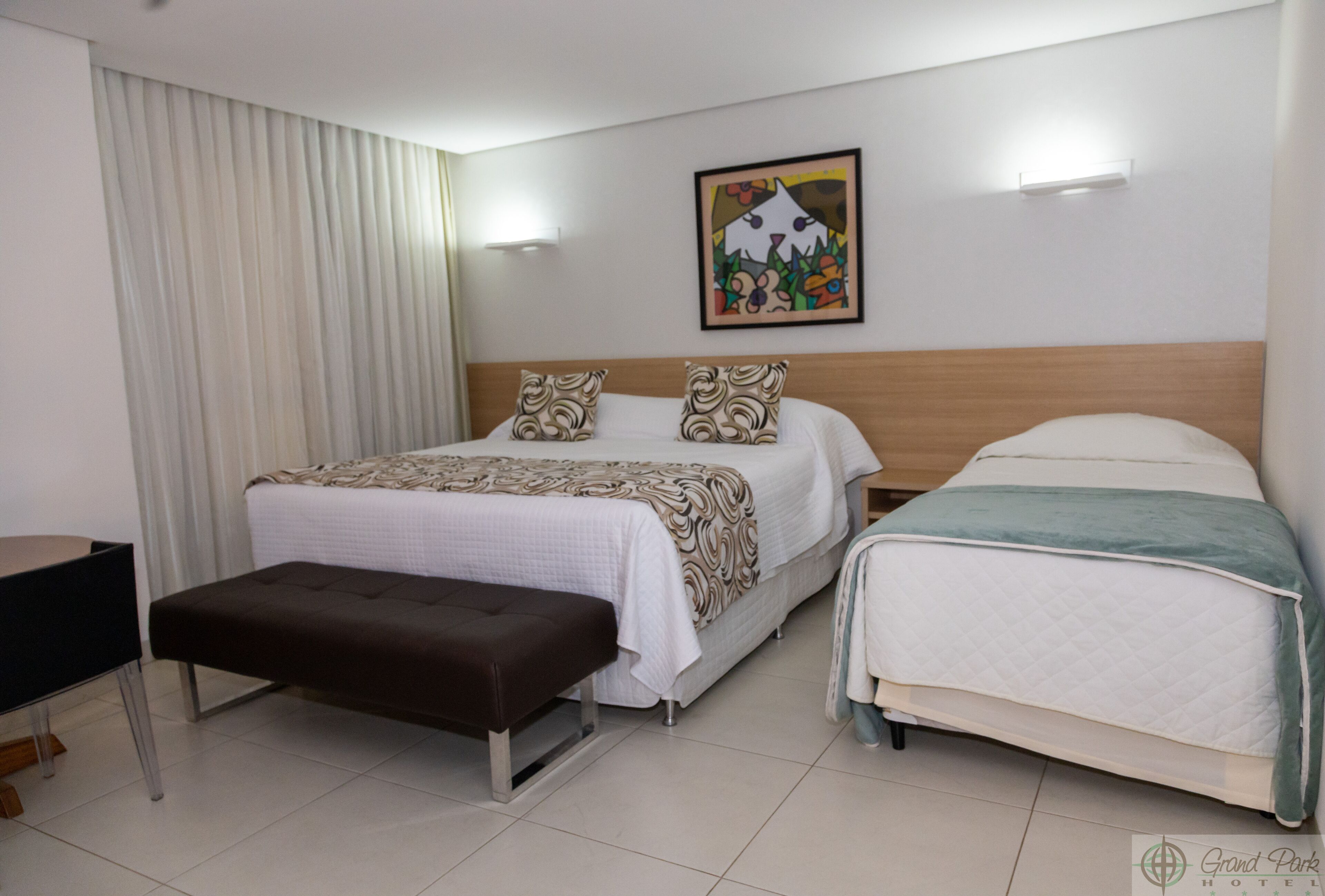 minibar, in-room safe, individually decorated, desk