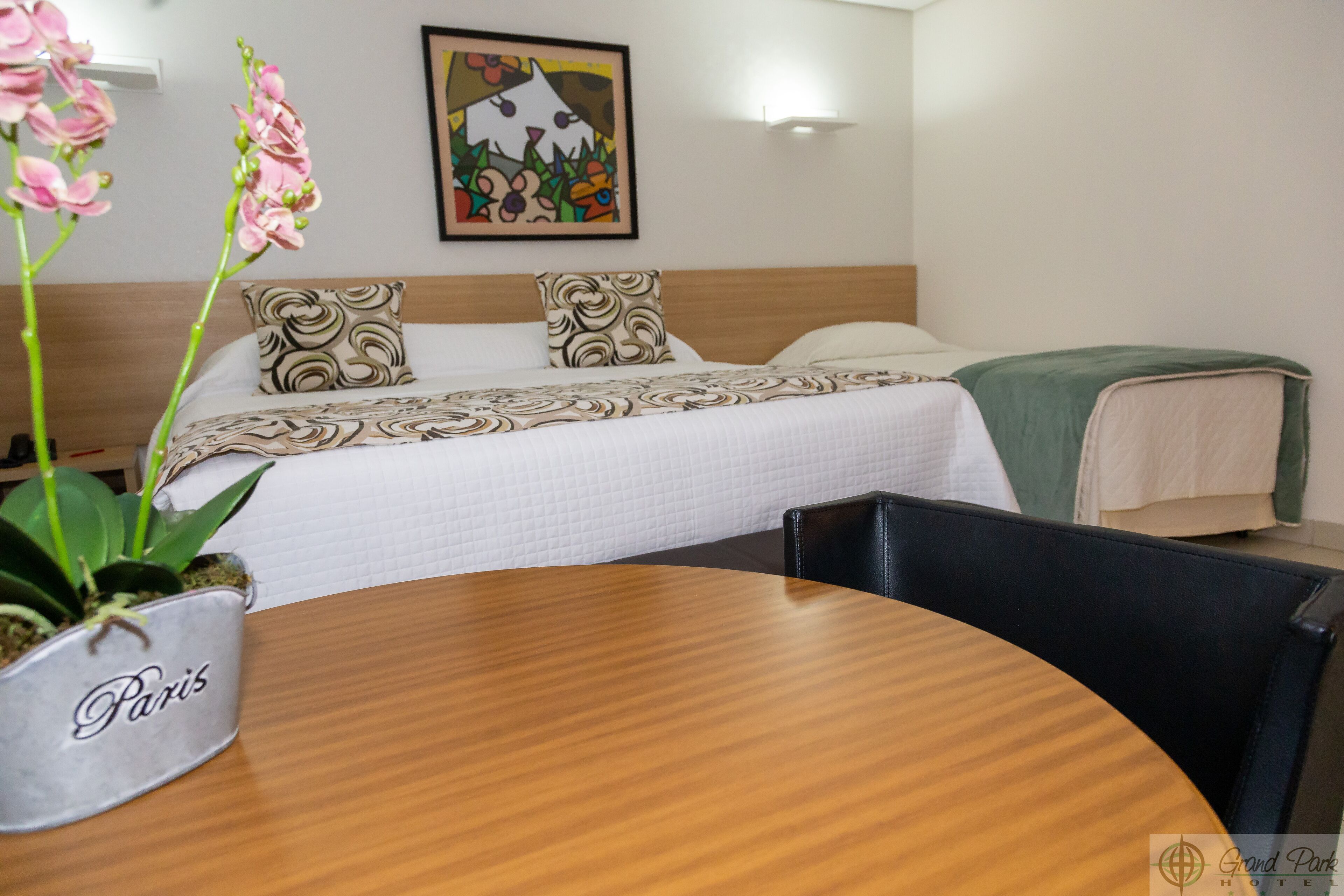 minibar, in-room safe, individually decorated, desk