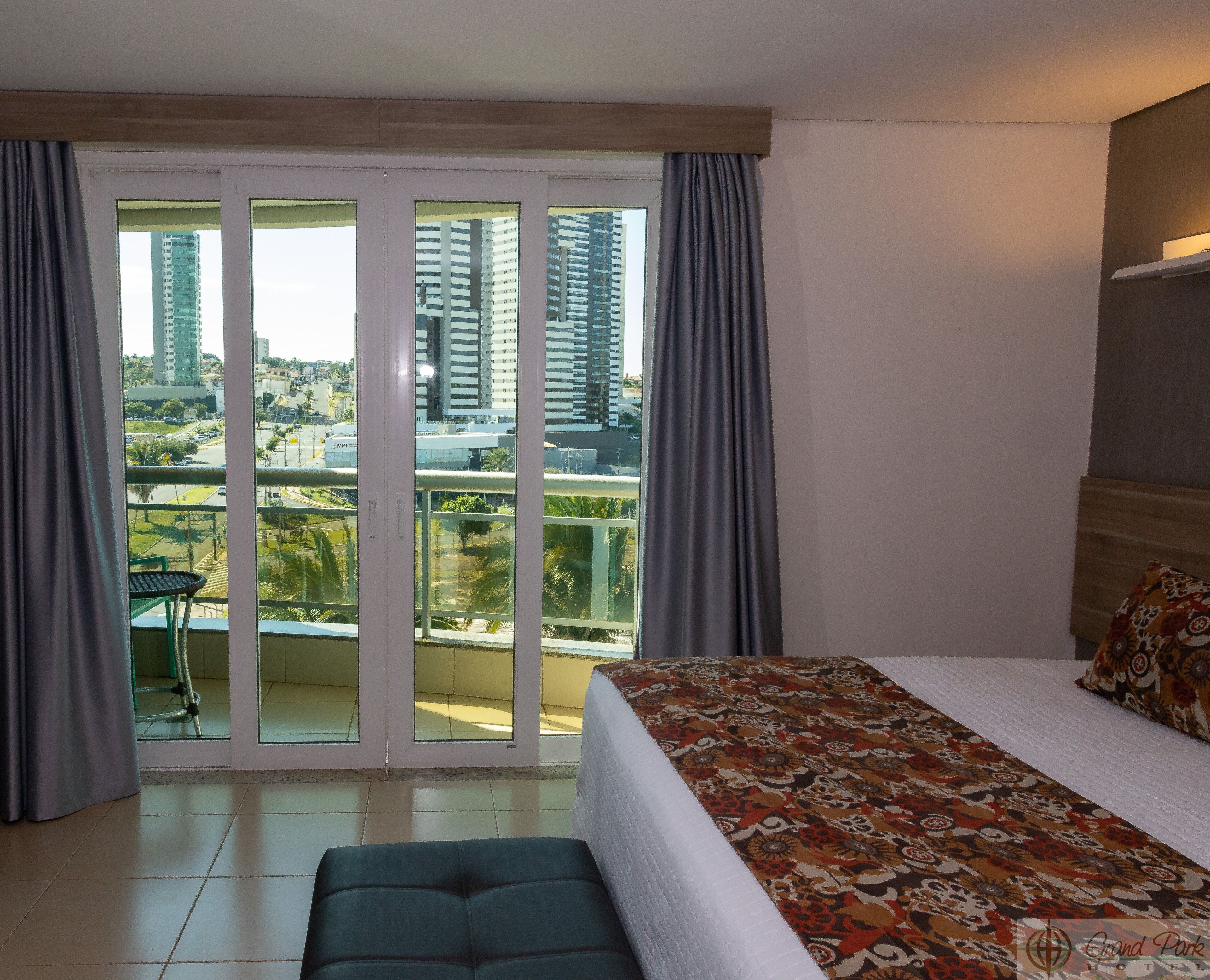 luxury double or twin room | minibar, in-room safe, individually decorated, desk