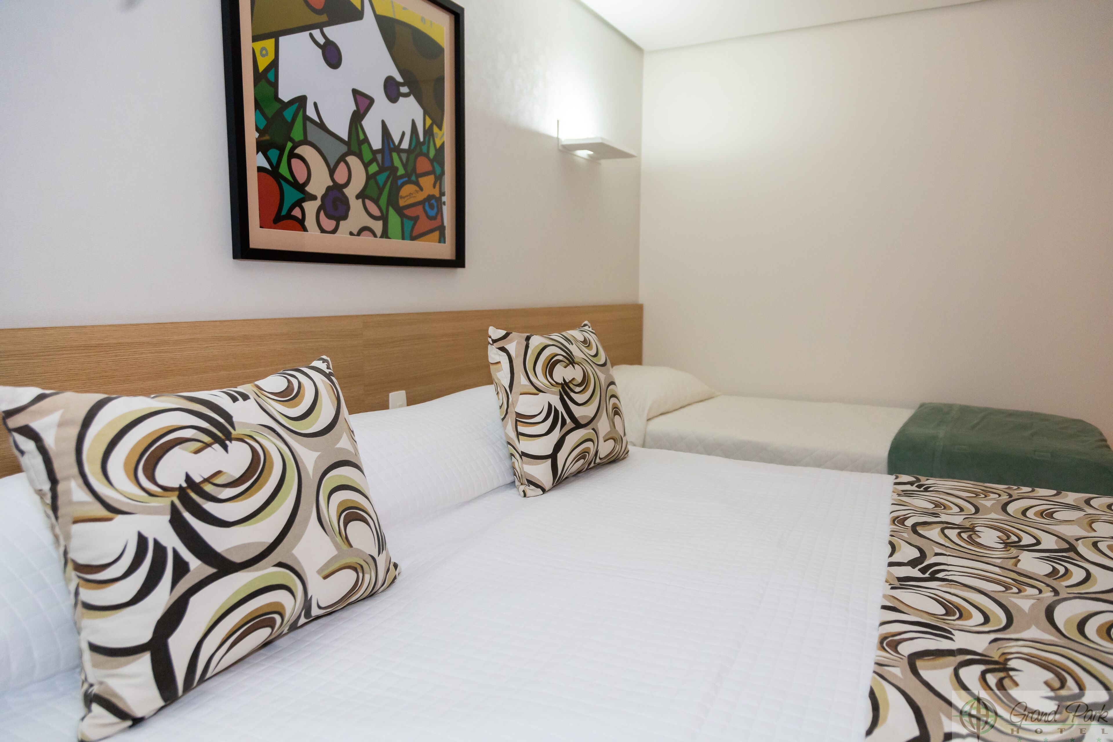 minibar, in-room safe, individually decorated, desk