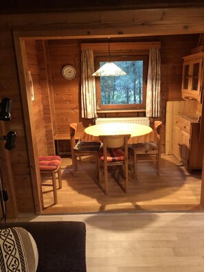 Interior - Holiday home hunting lodge (Pommoissel)