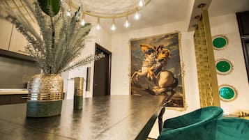 Suite Premier, 1 habitación, vistas a la ciudad | Ropa de cama de alta calidad y decoración individual