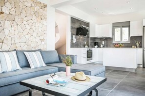 Villa (3 Bedrooms) | Interior