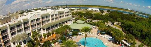 Studio w jaccuzi tub,Cape Canaveral Beach Resort sleeps 4 , beautiful beaches