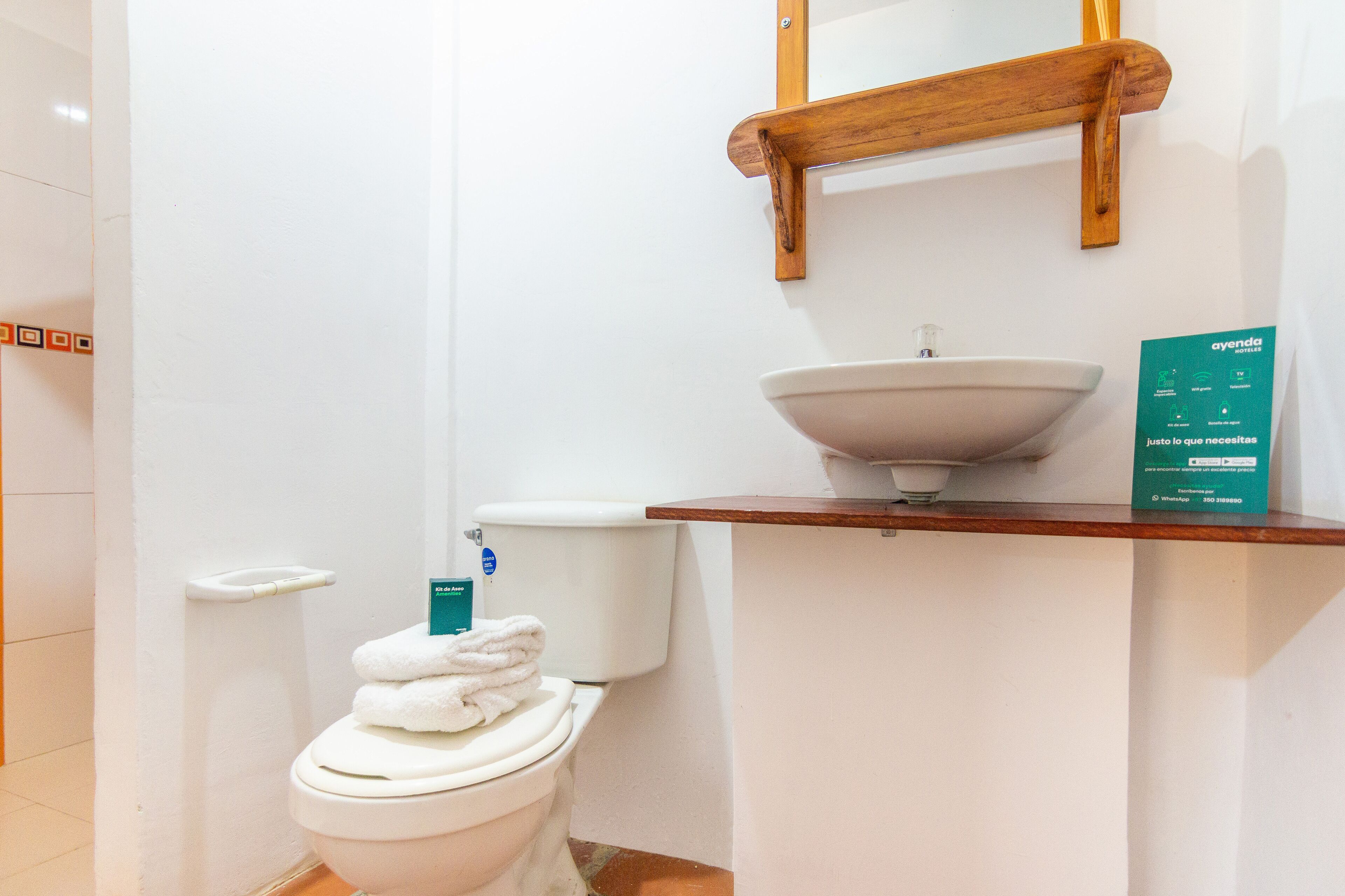 quadruple room | bathroom | shower, towels, soap, shampoo