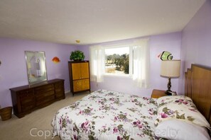 3 chambres, fer et planche à repasser, accès au Wi-Fi (inclus)