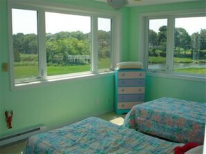 3 bedrooms, iron/ironing board, free WiFi, wheelchair access - 14 Benedict Rd - Marshside Beach Retreat: 3BR, Nature Views, Pet-Friendly (Bourne)