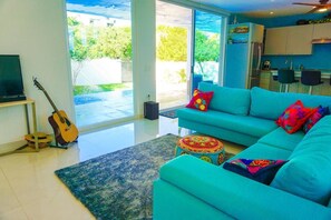 Villa, 3 Bedrooms, Non Smoking | Living room | Flat-screen TV - Casa de la Luna Loca by Skyrun (Isla Mujeres)