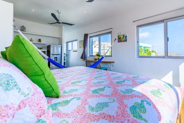 Comfort Studio, Non Smoking | Free WiFi, bed sheets