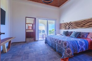House, 3 Bedrooms, Non Smoking | 3 bedrooms, free WiFi, bed sheets - Casa de la Risa by Skyrun (Isla Mujeres)