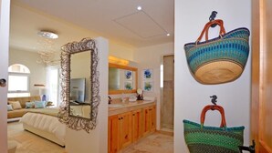 House, 4 Bedrooms, Non Smoking | Bathroom | Shower, free toiletries, towels - Casa la Mera Mora by Skyrun (Isla Mujeres)