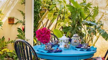 House, 2 Bedrooms, Non Smoking | Terrace/patio