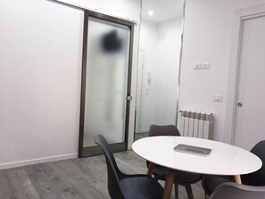 Dineren in de kamer