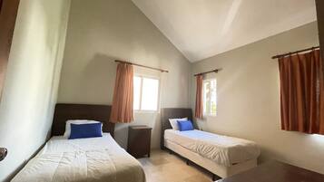 2 slaapkamers, een strijkplank/strijkijzer, wifi, beddengoed
