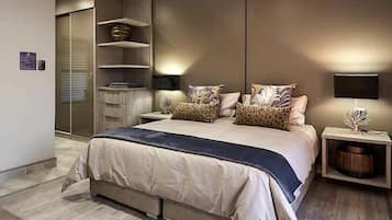 Egyptian cotton sheets, premium bedding, down duvets, pillow-top beds