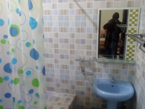 Bathroom - Super Furnished & Serviced 1-Bedroom Apartment (Ikeja)