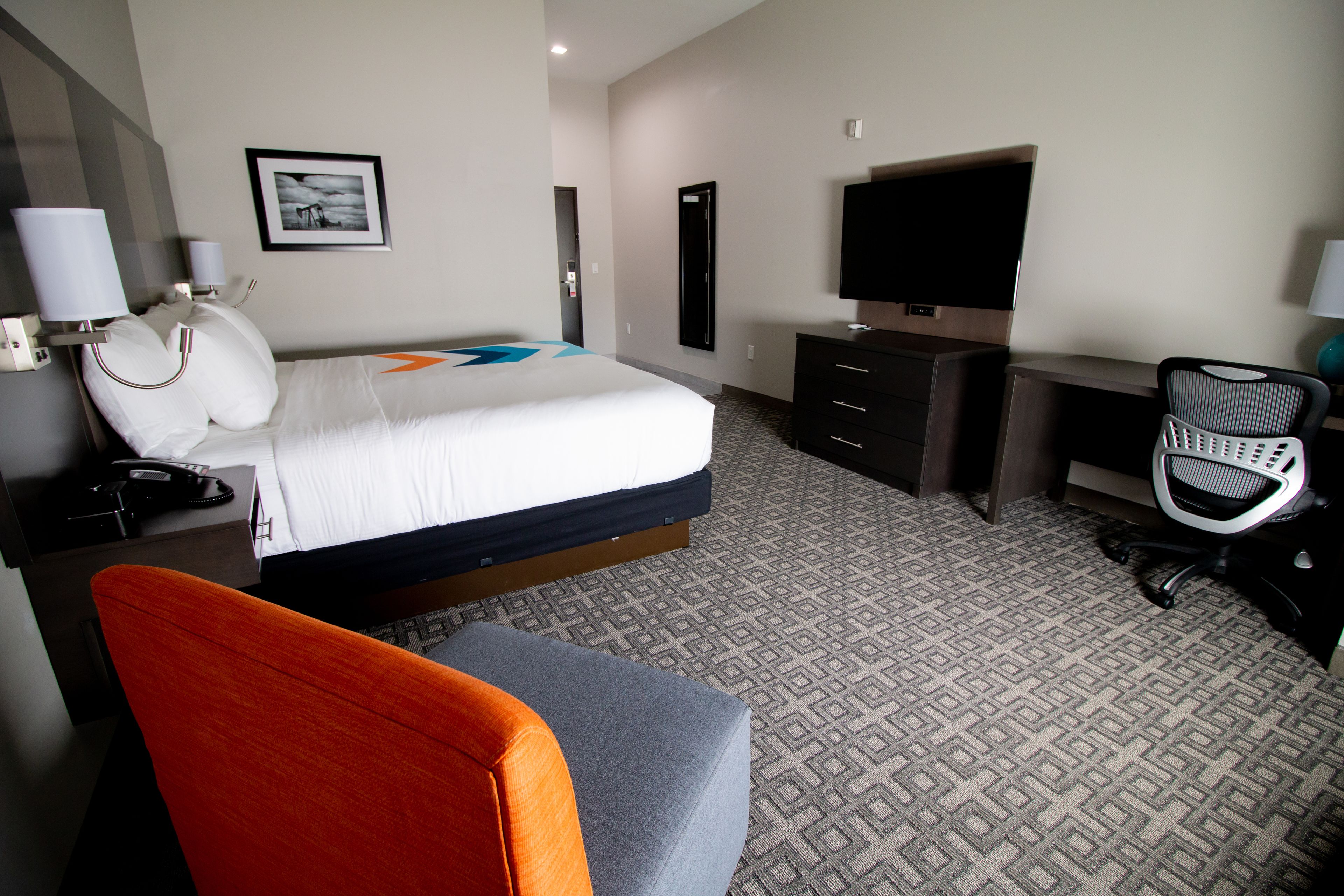 standard room, 1 king bed | desk, soundproofing, iron/ironing board, free wifi