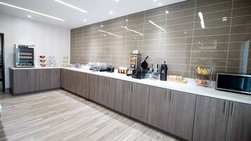 Desayuno continental incluido todos los días