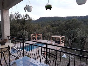 Outdoor dining - B&B 3 people ...... (Bagnols-En-Forêt)