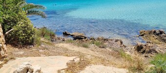 residenza  fronte mare a 70 metri dalla spiaggia 