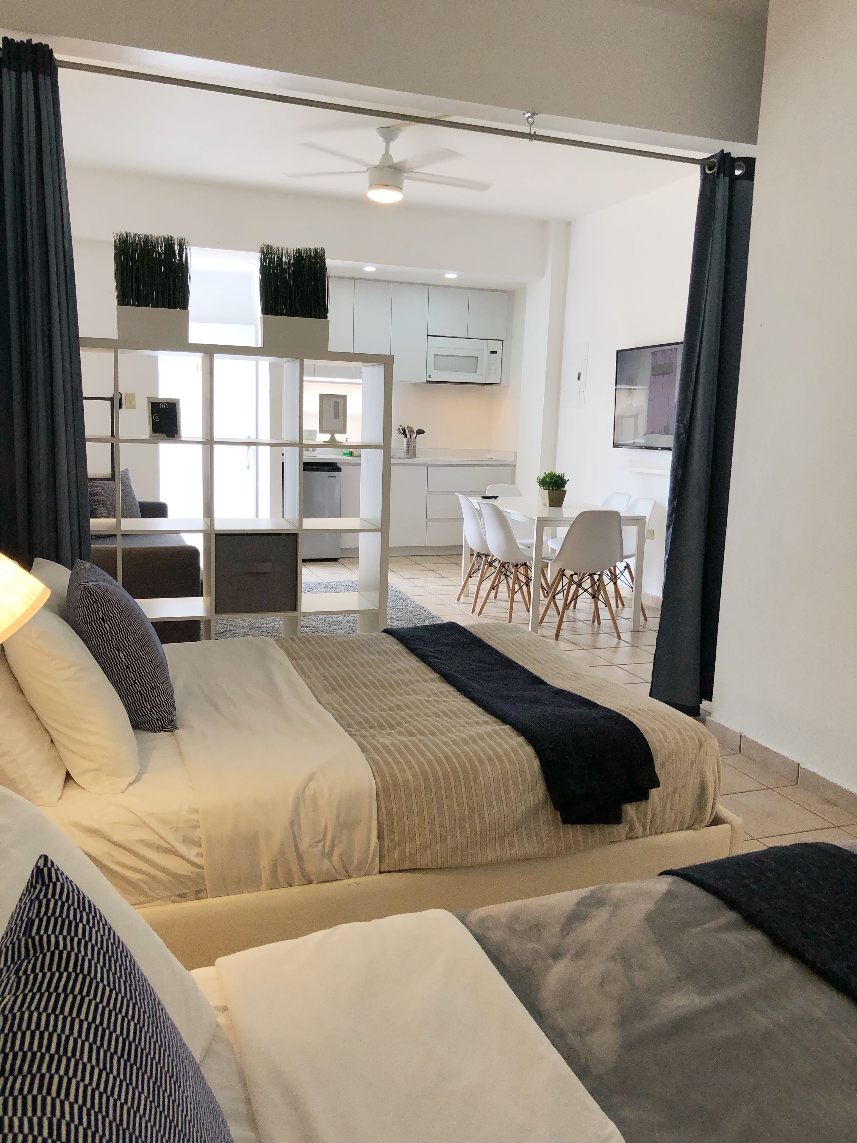 Iron/ironing board, WiFi, bed sheets