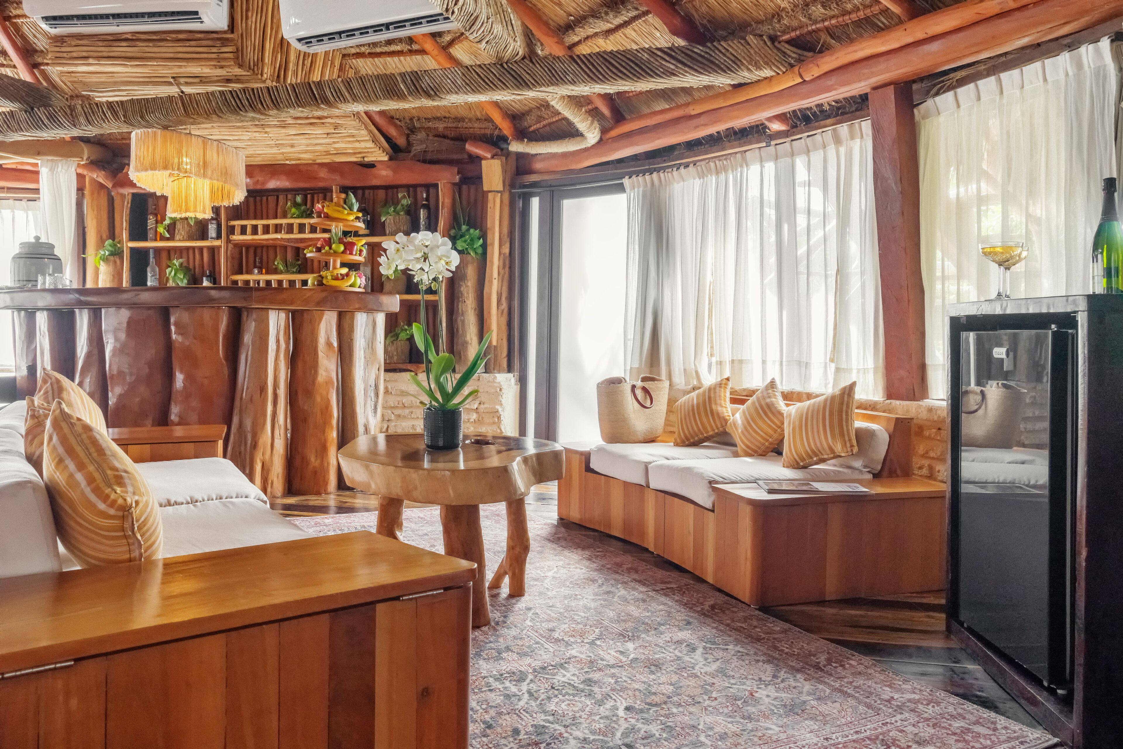 Signature suite, 1 kingsize bed, uitzicht op tuin | Woonruimte