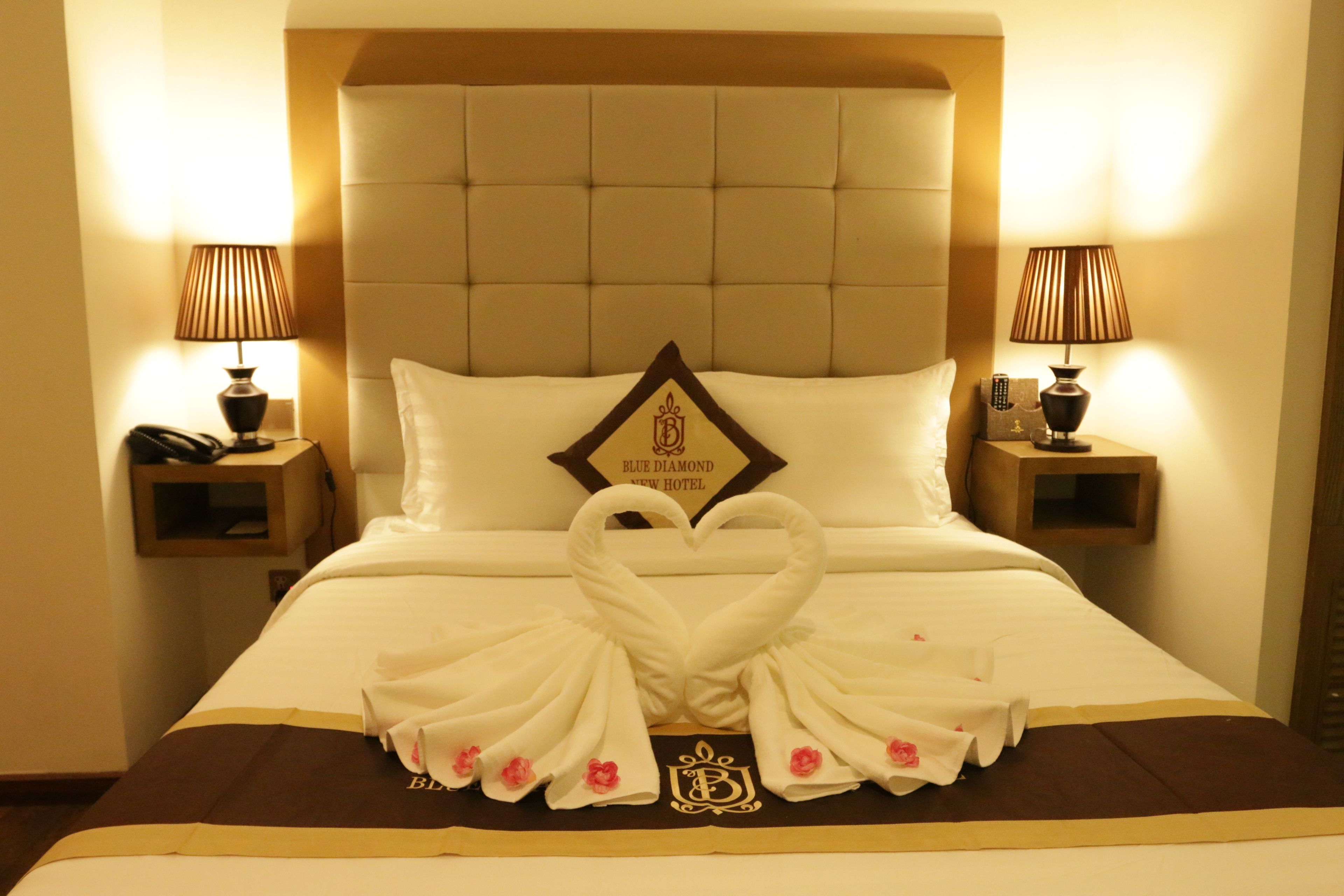 premium bedding, minibar, in-room safe, individually decorated