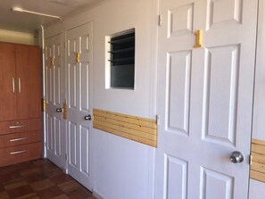 Interior entrance - Bed and Breakfast Tomás Moro (Santiago)