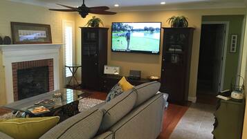 Flat-screen TV, fireplace
