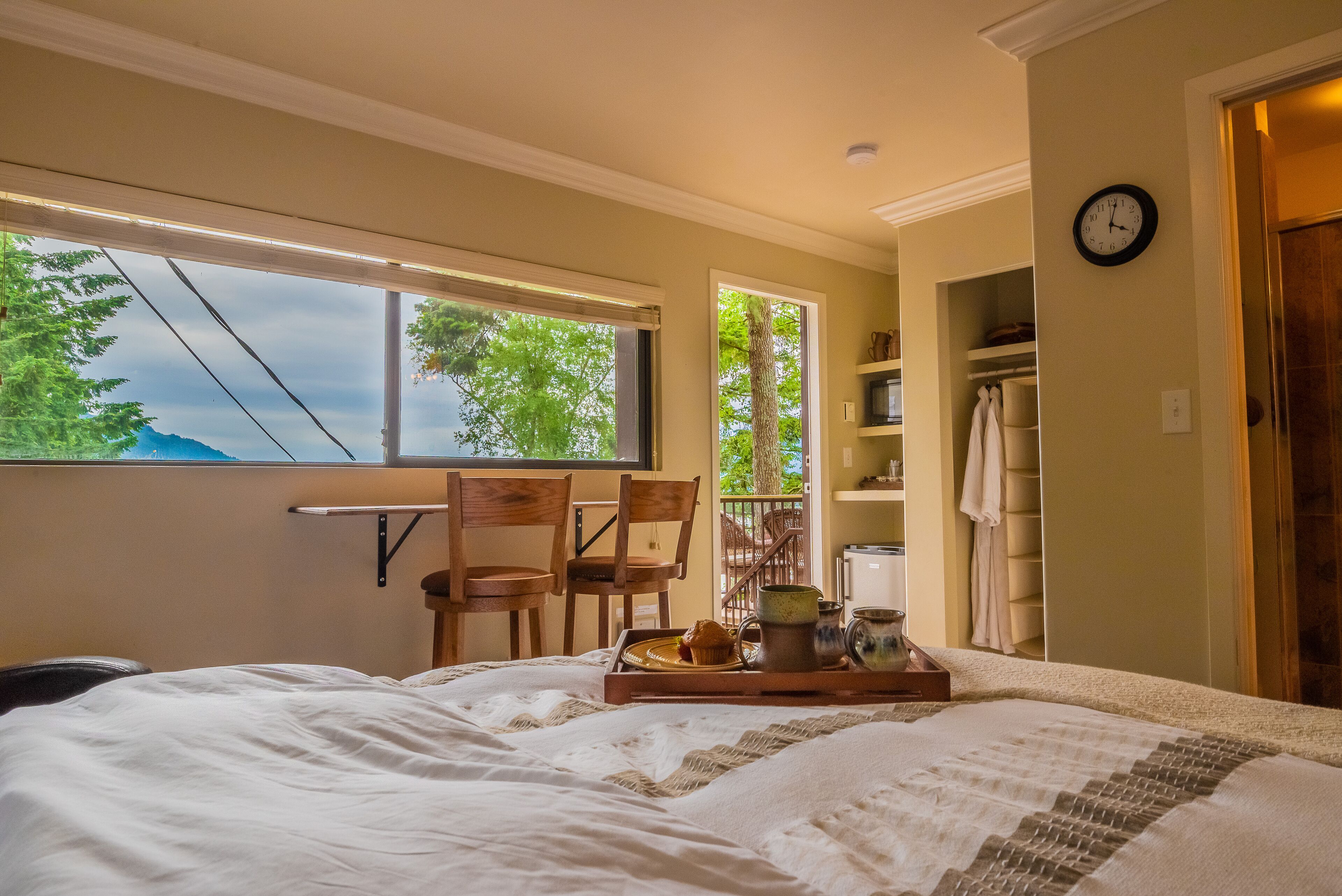 Panoramic Room, River View